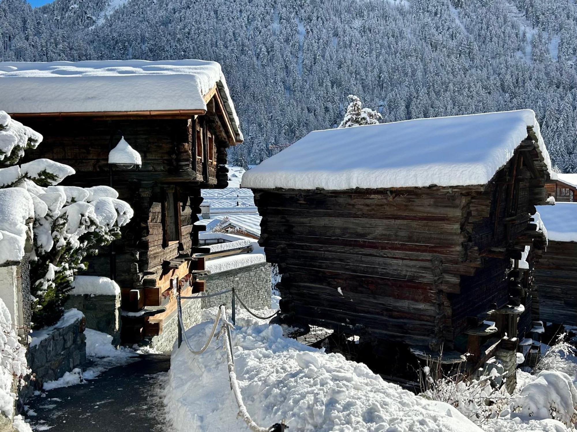 Chalet Coral Und Zermatter Stadel Luaran gambar